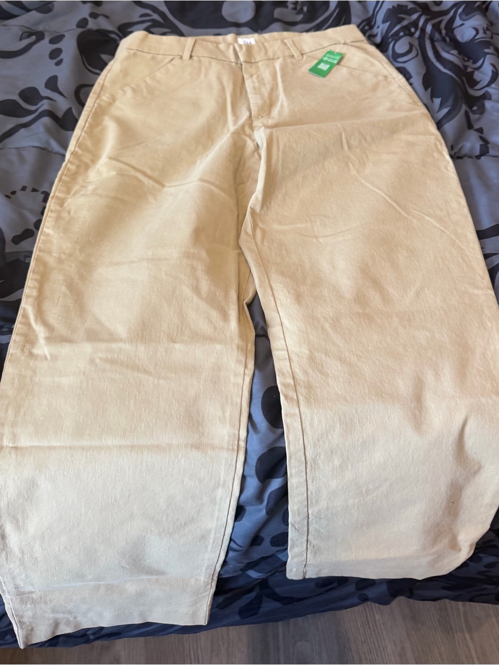 GAP Women's Cropped Slim Ankle Khaki Pants